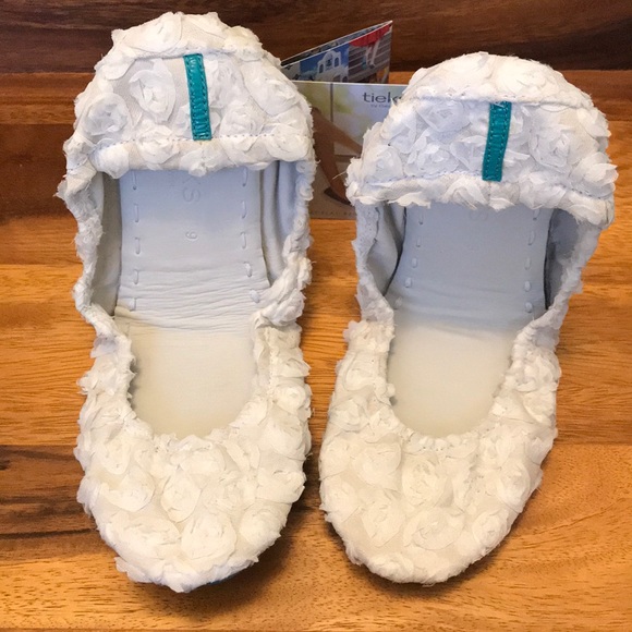 Tieks White Rose Ballet Flats 9 